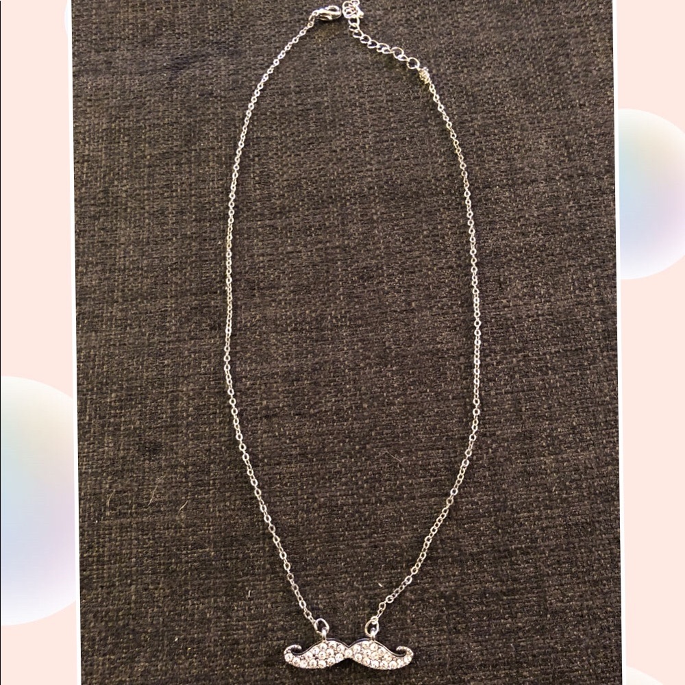 Beard silver necklace